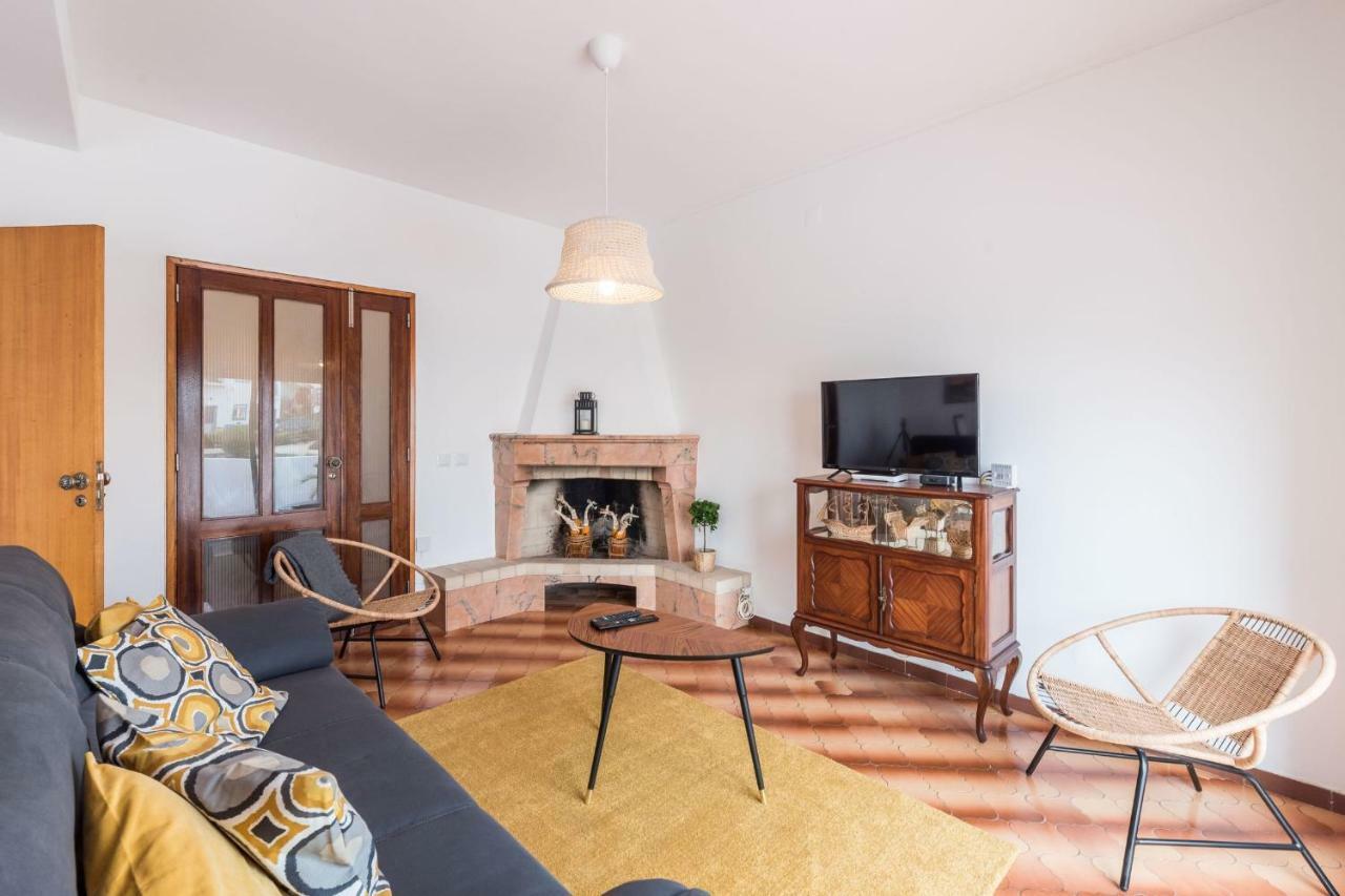 Lovelystay - 3 Bedroom Apartment In Vila Do Bispo Exteriör bild